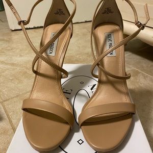 Steven Madden Women's Natural Floriaa Heel Sandal